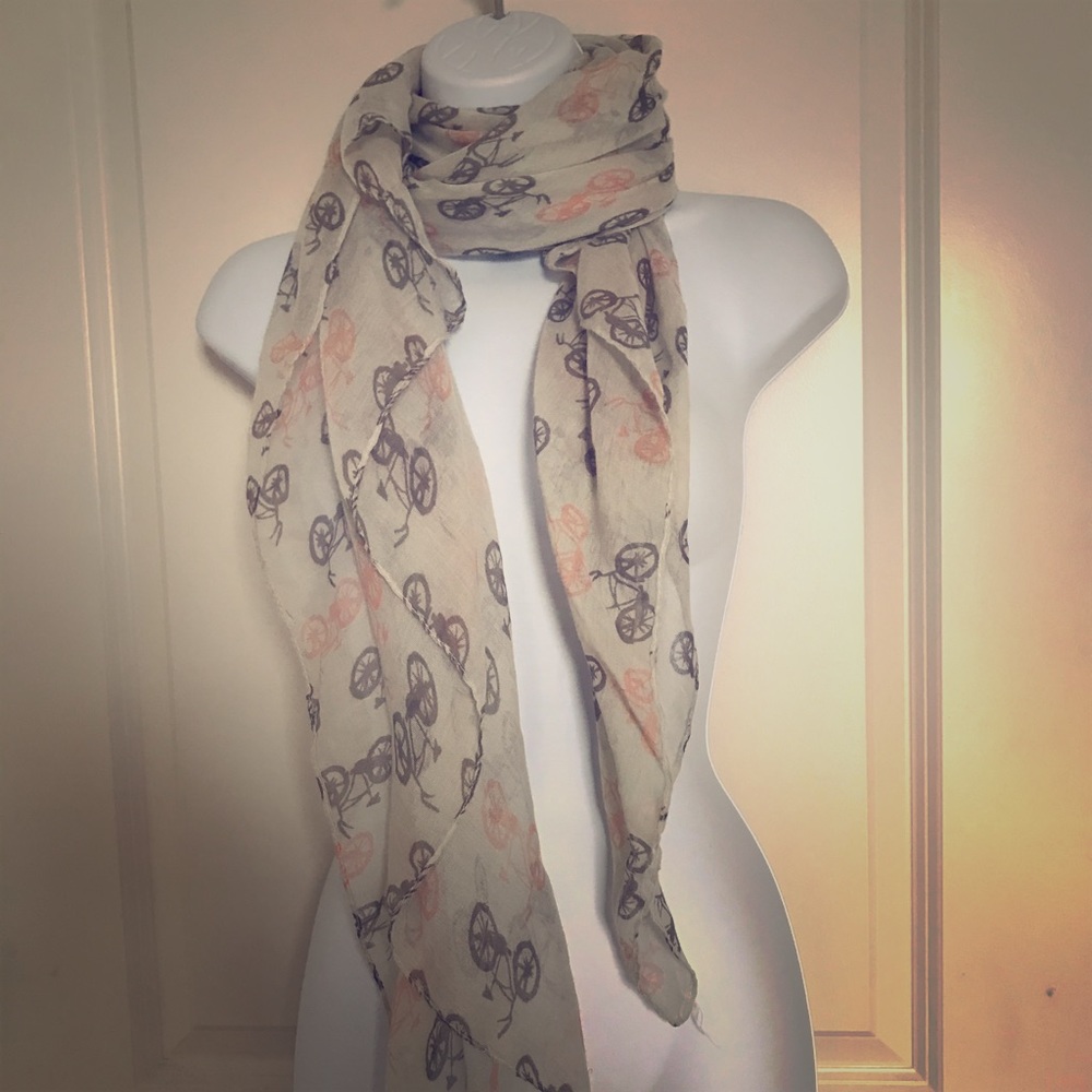 Fransesca’s Pink and grey bicyle Scarf